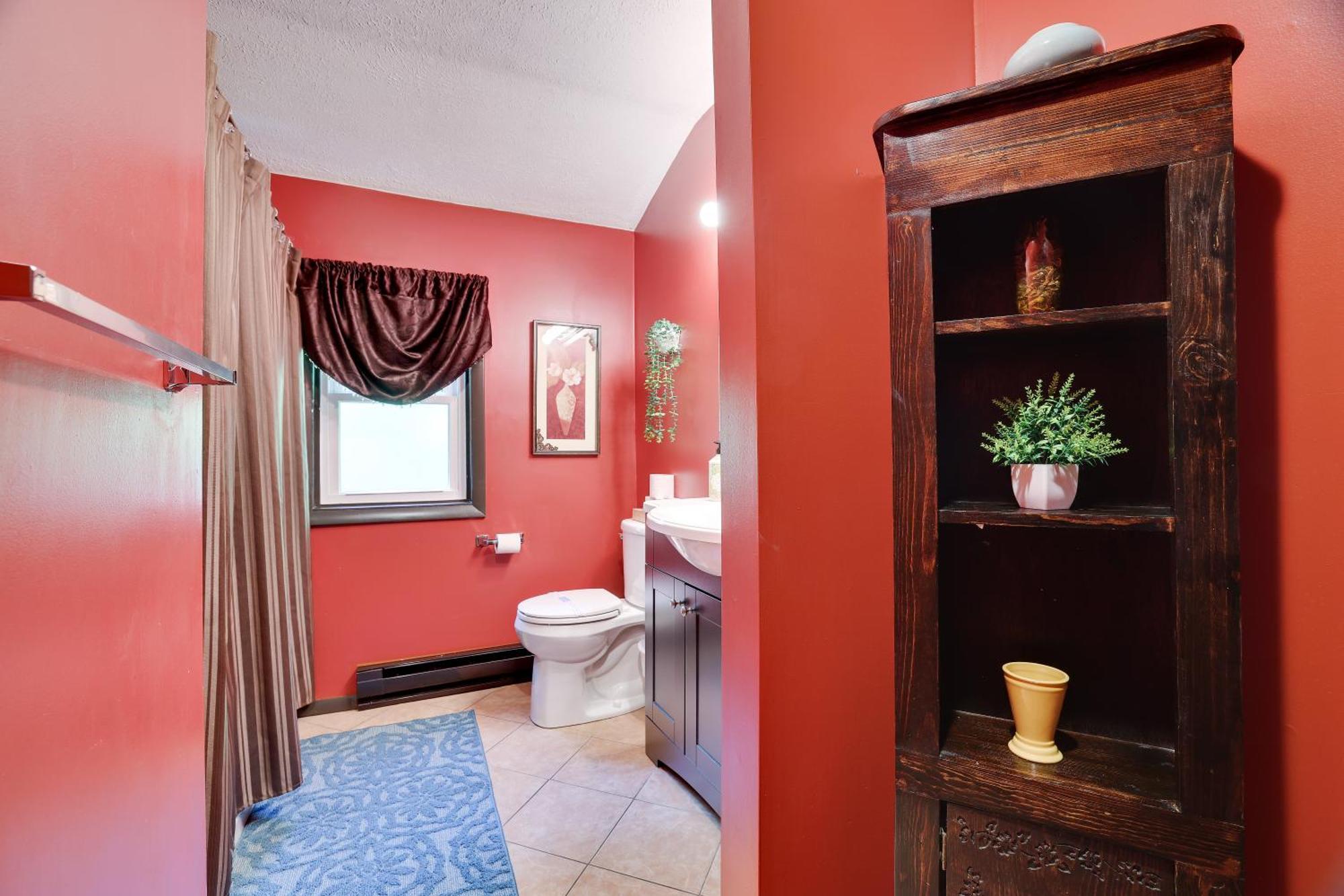 Chalet Renovated Near Casino, Camelback , Kalahari 4Bdrms Firepit Hot Tub Game Room Tobyhanna 외부 사진