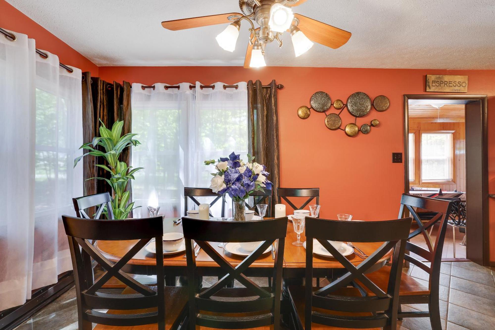 Chalet Renovated Near Casino, Camelback , Kalahari 4Bdrms Firepit Hot Tub Game Room Tobyhanna 외부 사진